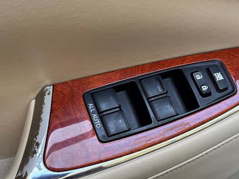 Used 2011 Lexus ES 350 FWD image 12