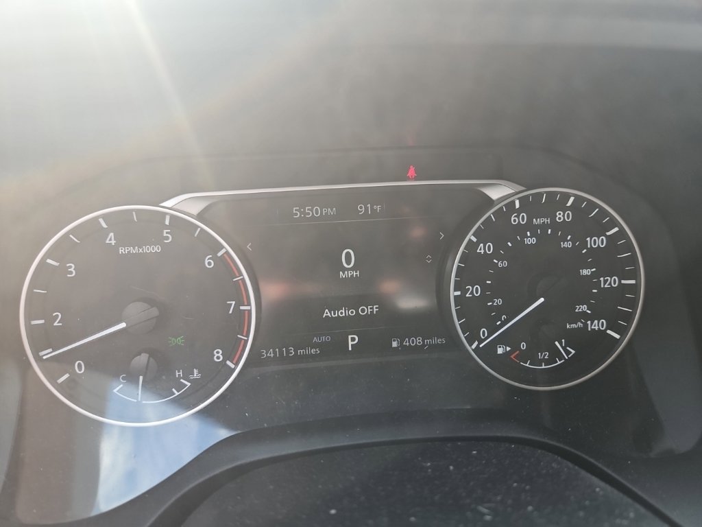 Used 2025 Nissan Rogue SV AWD/4WD image 15