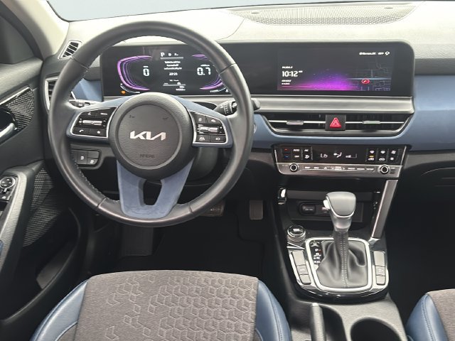Used 2025 Kia Seltos S FWD image 19
