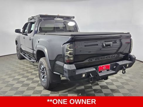 Used 2022 Toyota Tacoma TRD Off-Road w/ TRD Premium Off Road Package AWD/4WD image 6