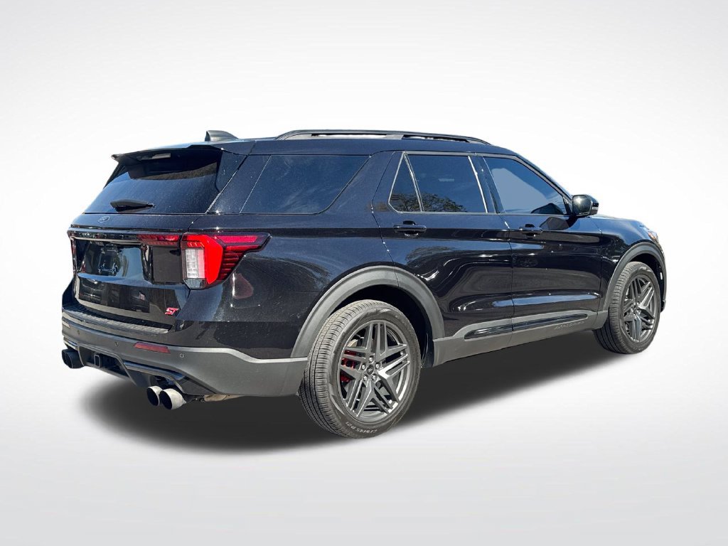 Used 2025 Ford Explorer ST w/ Sun And Sound Package AWD/4WD image 6