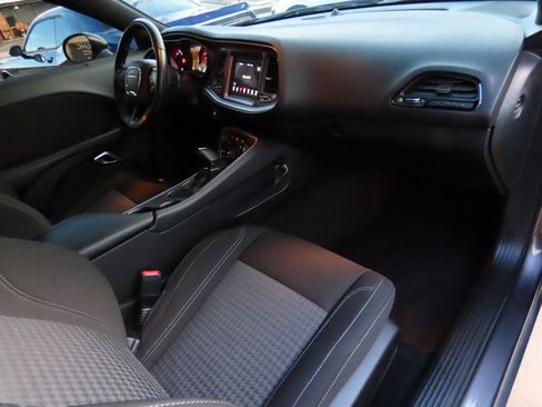 Used 2022 Dodge Challenger SXT w/ Blacktop Package image 10