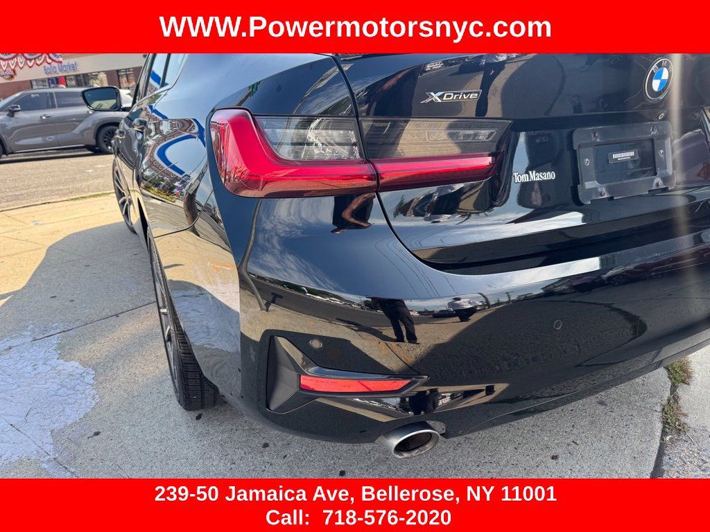 Used 2019 BMW 330i xDrive Sedan w/ Driving Assistance Package AWD/4WD image 13