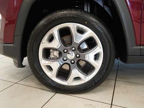 Used 2021 Jeep Compass Limited AWD/4WD image 15