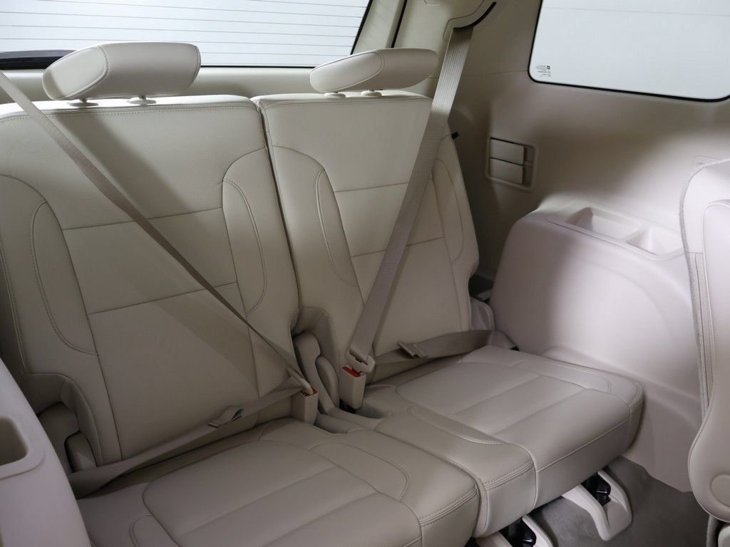 Used 2023 GMC Acadia Denali AWD/4WD image 39