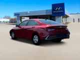 New 2025 Hyundai Elantra SE image 5