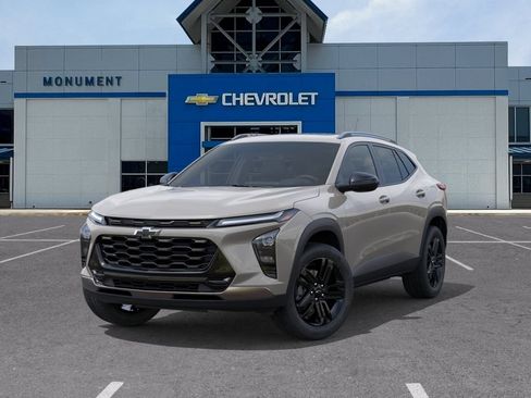 New 2026 Chevrolet Trax ACTIV w/ Sunroof Package FWD image 6