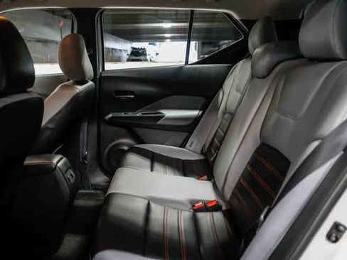 Used 2021 Nissan Kicks SR w/ SR Premium Package image 17