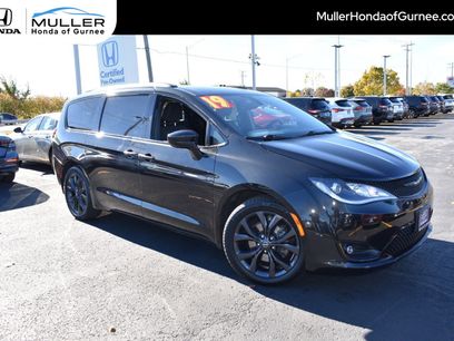 Used 2019 Chrysler Pacifica Touring Plus w/ S Appearance Package