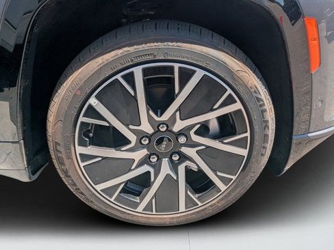 New 2025 Jeep Wagoneer S Limited image 6