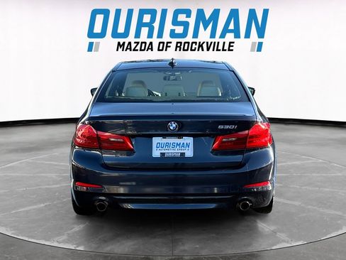 Used 2018 BMW 530i w/ Premium Package image 5