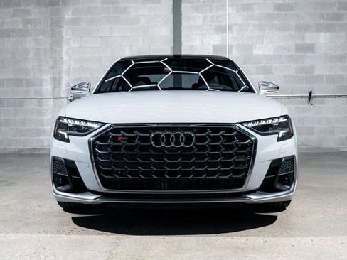 Used 2023 Audi S8 4.0 TFSI image 8