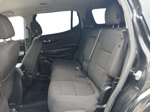 Used 2019 GMC Acadia SLE FWD image 14