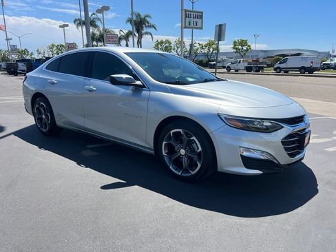 Used 2022 Chevrolet Malibu LT FWD image 11