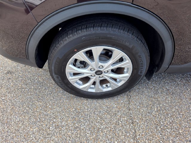 Used 2023 Ford Escape Active w/ Tech Pack #1 FWD image 11