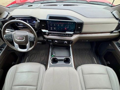 Used 2024 GMC Sierra 2500 SLT w/ SLT Premium Package image 15