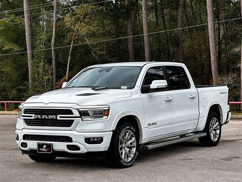 Used 2022 RAM 1500 Laramie w/ Sport Appearance Package image 4