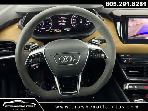 Used 2023 Audi e-tron GT Premium Plus image 37