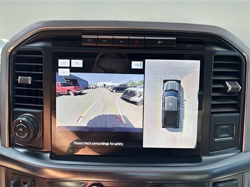 Used 2022 Ford F150 Limited image 16