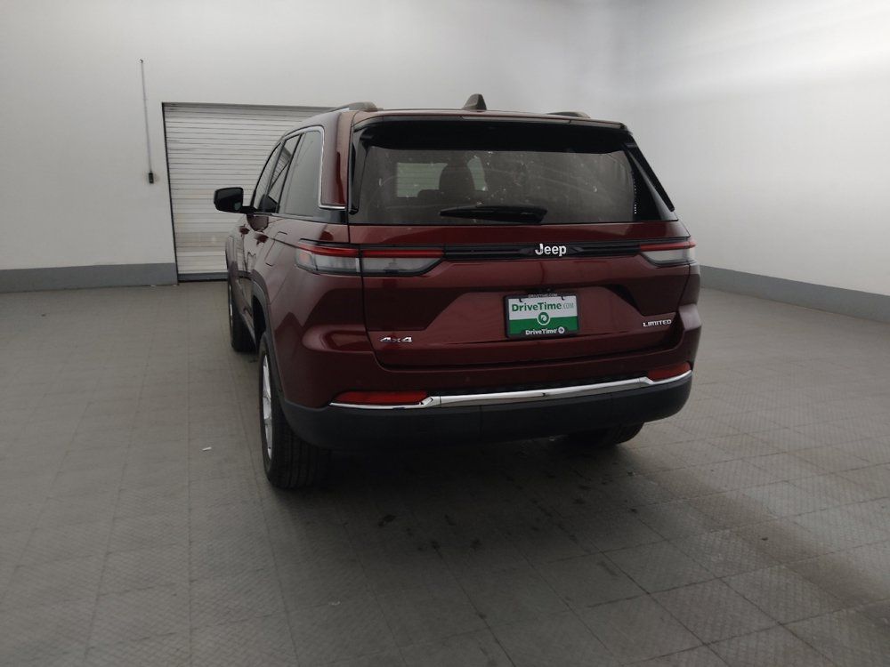 Used 2023 Jeep Grand Cherokee Limited AWD/4WD image 6