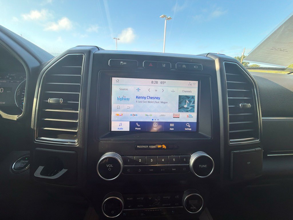 Used 2021 Ford Expedition Limited RWD image 25
