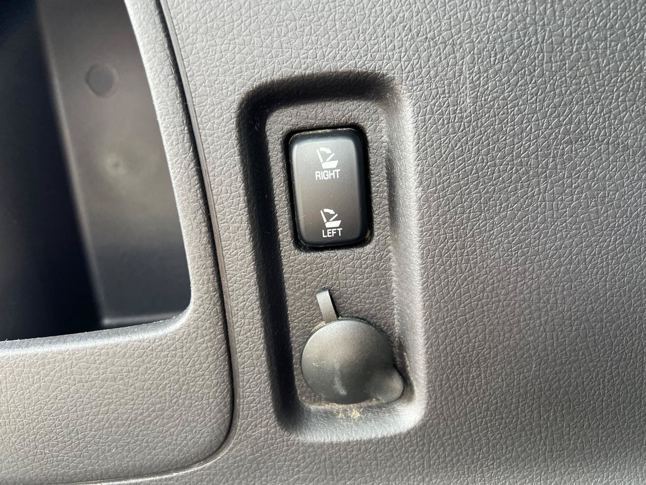 Used 2012 Ford Edge SEL AWD/4WD image 34