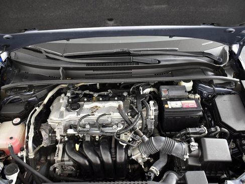 Used 2022 Toyota Corolla XLE image 39