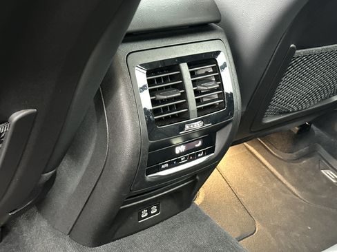 Used 2023 BMW X3 xDrive30i w/ M Sport Package image 13