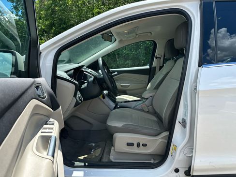Used 2015 Ford Escape SE FWD image 5