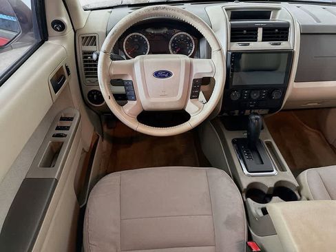 Used 2011 Ford Escape XLT image 10