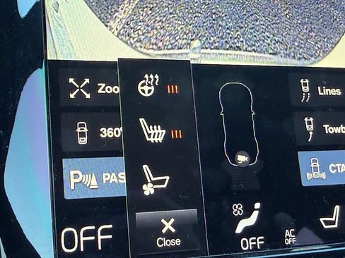 Used 2021 Volvo XC90 T8 Inscription w/ Lounge Package image 23