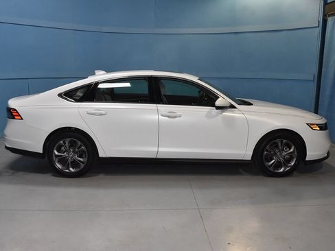 Used 2024 Honda Accord EX image 20