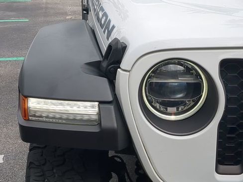 Used 2022 Jeep Wrangler Unlimited Rubicon 4xe w/ Cold Weather Group image 10