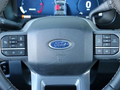 New 2026 Ford F250 Lariat w/ Black Appearance Package image 25