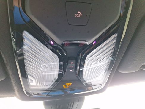 Used 2019 BMW X5 xDrive40i w/ M Sport Package image 31