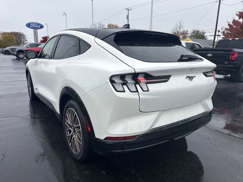 Used 2024 Ford Mustang Mach-E Premium image 9