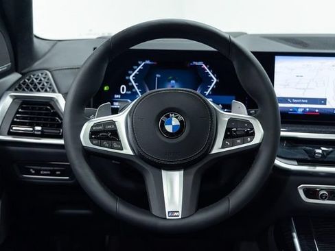 New 2026 BMW X7 xDrive40i AWD/4WD image 17