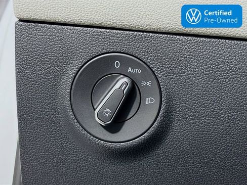 Certified 2025 Volkswagen Taos S image 10
