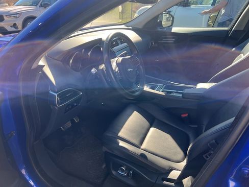 Used 2020 Jaguar F-PACE Premium image 6