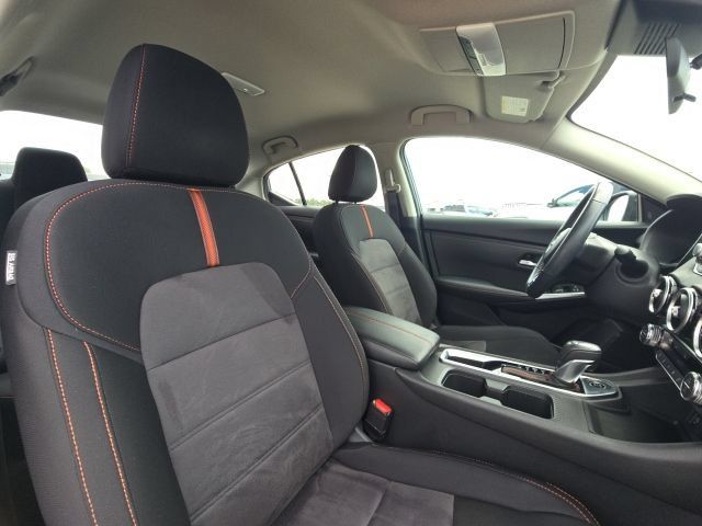 Used 2024 Nissan Sentra SR FWD image 18