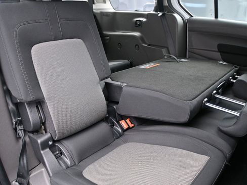 Used 2022 Ford Transit Connect XL image 20