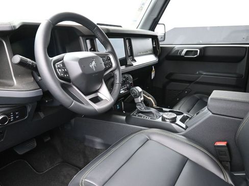 New 2025 Ford Bronco Badlands image 20