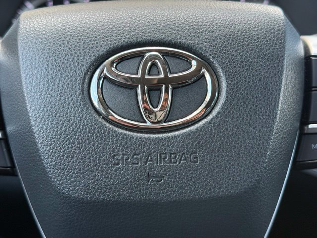 Used 2022 Toyota Highlander Platinum FWD image 29