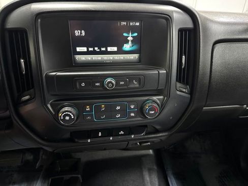 Used 2018 Chevrolet Silverado 1500 W/T w/ Trailering Package AWD/4WD image 16