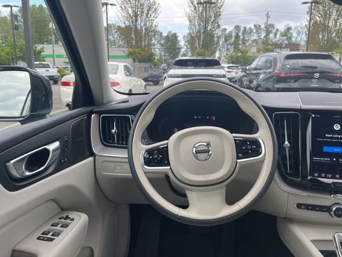 Certified 2023 Volvo XC60 B5 Ultimate w/ Climate Package AWD/4WD image 24