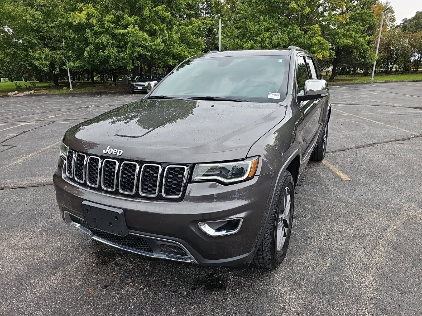 Used 2021 Jeep Grand Cherokee Limited w/ Premium Lighting Group AWD/4WD image 2