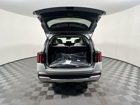 New 2026 Kia Sorento S FWD image 36