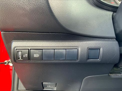 Used 2021 Toyota Corolla LE image 33