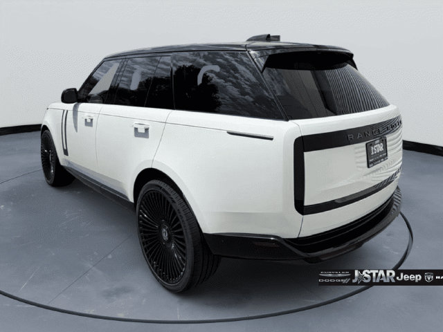 Used 2024 Land Rover Range Rover SE AWD/4WD image 7