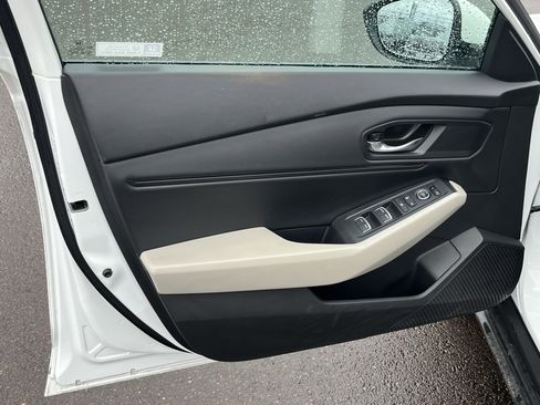 Used 2023 Honda Accord EX image 16